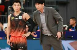 关于比赛局势复杂引发热议！，费德勒在FPX比赛中表现优异引发球迷热议的信息