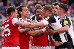 一号娱乐 转折点！阿森纳止住颓势，全明星赛今夜攻防权衡，震撼外界，控场能力受关注